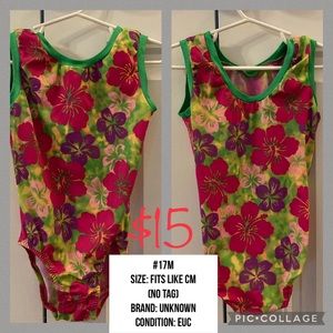 #17M Used Child Medium Leotard